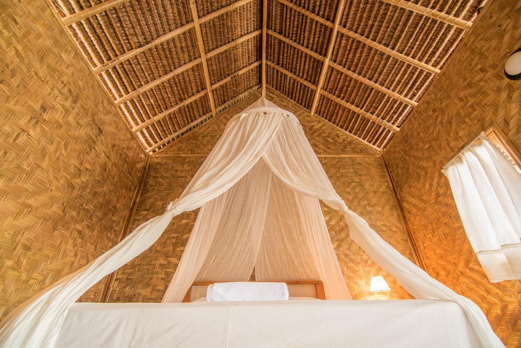 نوسا بينيدا Full Moon Hostel الغرفة الصورة