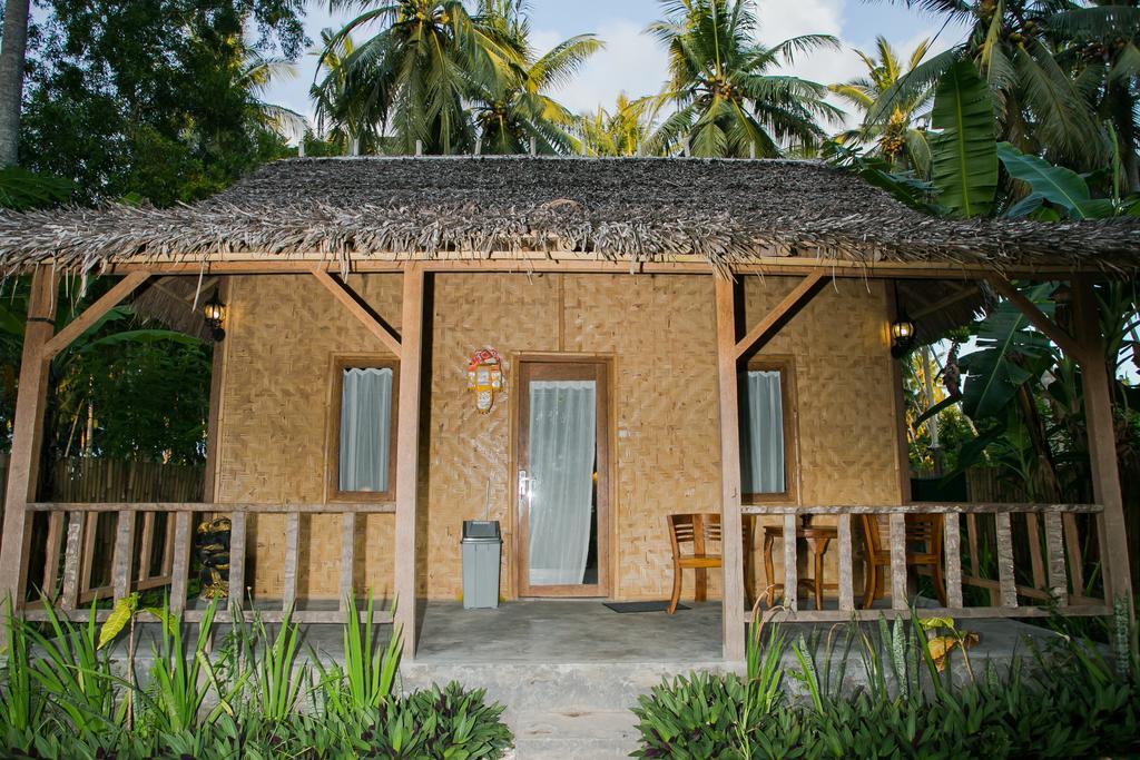 نوسا بينيدا Full Moon Hostel المظهر الخارجي الصورة