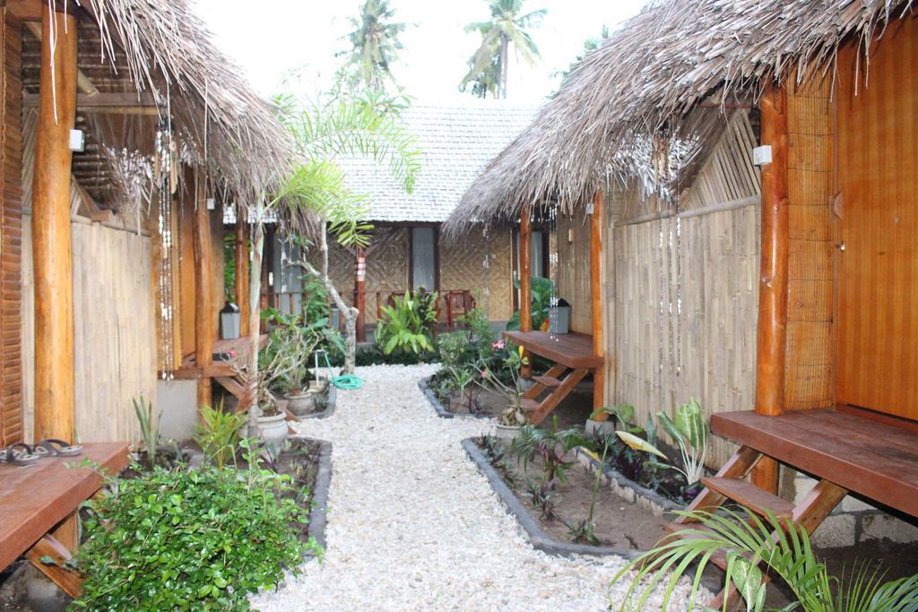 نوسا بينيدا Full Moon Hostel المظهر الخارجي الصورة