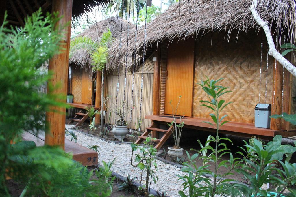 نوسا بينيدا Full Moon Hostel المظهر الخارجي الصورة
