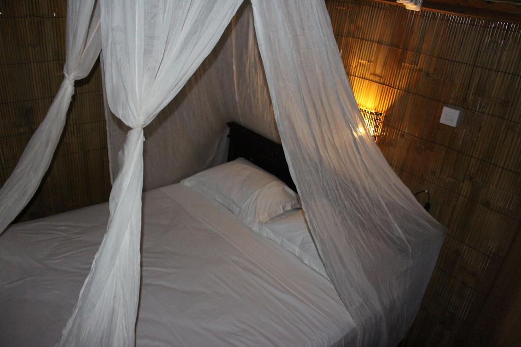 نوسا بينيدا Full Moon Hostel المظهر الخارجي الصورة