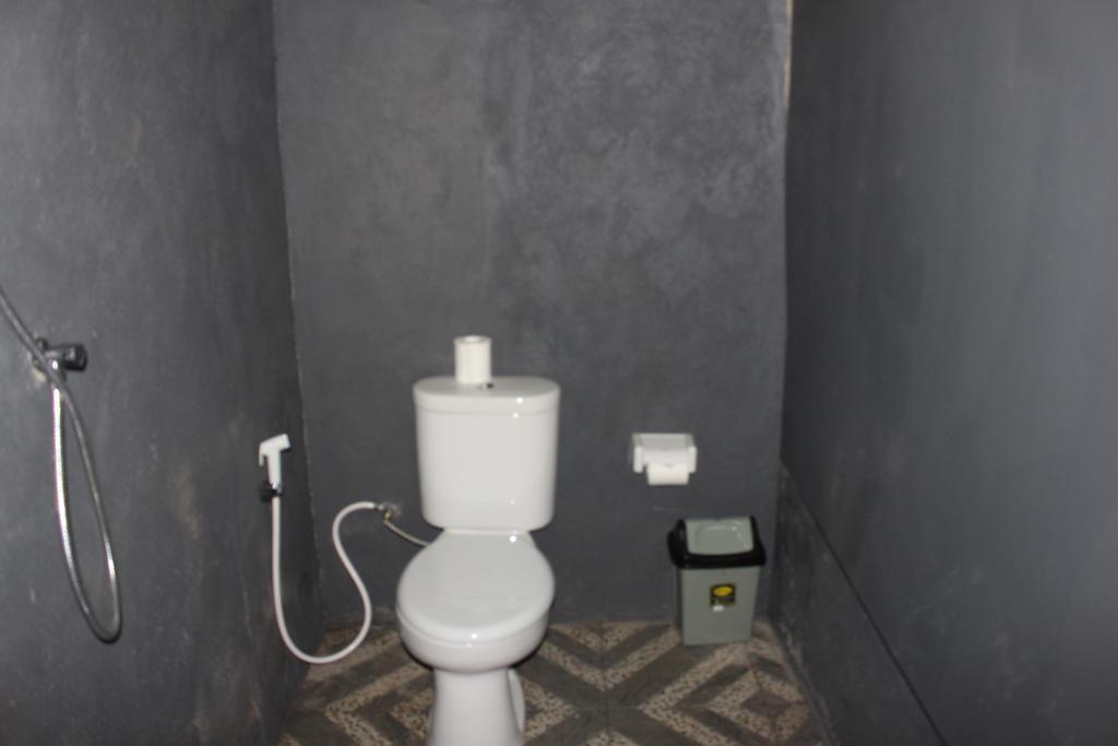نوسا بينيدا Full Moon Hostel المظهر الخارجي الصورة